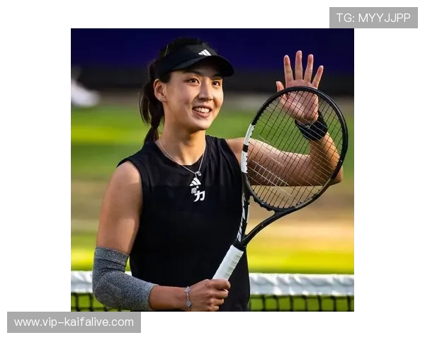 凯发体育网球运动员最新动态与明星访谈,带你走近职业选手的训练生活 凯发体育网球运动员最新动态与明星访谈,带你走近职业选手的训练生活